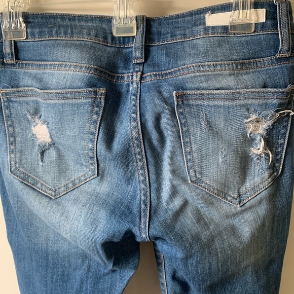 Ripped Jeans - Picture 5 of 7